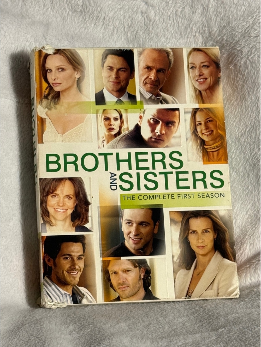 Brothers and Sisters The First Season DVD Set